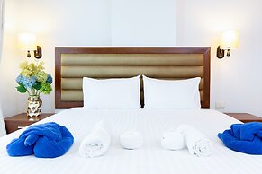 Lasalle Suites Hotel & Residence