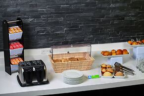 Holiday Inn Express Hotel & Suites Puebla Angelopolis by IHG