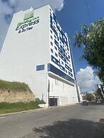 Holiday Inn Express Hotel & Suites Puebla Angelopolis by IHG
