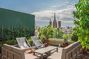Aspasios Catedral Apartments