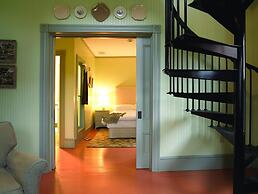The Porches Inn at Mass MoCA