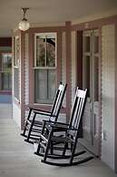 The Porches Inn at Mass MoCA