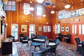 The Porches Inn at Mass MoCA