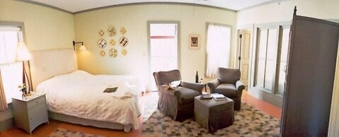 The Porches Inn at Mass MoCA