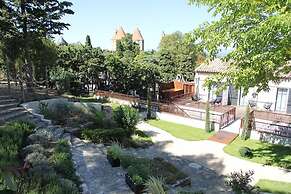 Pont Levis Hôtel By Franck Putelat