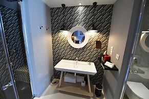 Pont Levis Hôtel By Franck Putelat