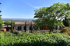 Pont Levis Hôtel By Franck Putelat