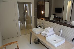 Pont Levis Hôtel By Franck Putelat