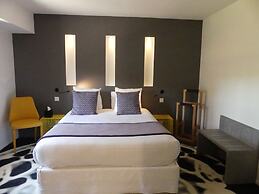 Pont Levis Hôtel By Franck Putelat