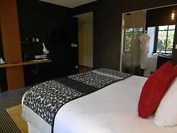 Pont Levis Hôtel By Franck Putelat