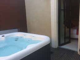 Pont Levis Hôtel By Franck Putelat