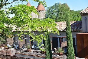 Pont Levis Hôtel By Franck Putelat