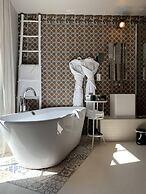 Pont Levis Hôtel By Franck Putelat