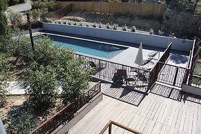 Pont Levis Hôtel By Franck Putelat