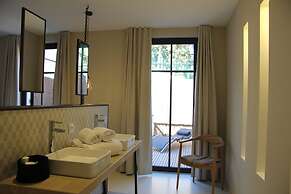 Pont Levis Hôtel By Franck Putelat