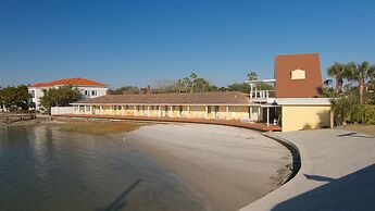 Edgewater Inn