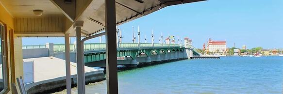 Edgewater Inn