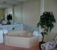 Lockport Inn & Suites