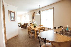 Mill Creek Hotel