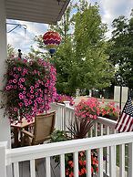 Mill Creek Hotel