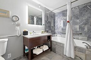 Mill Creek Hotel