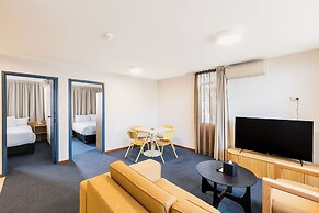 Statesman Hotel