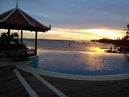 Nataya Roundhouse Coral Bay Resort and Spa