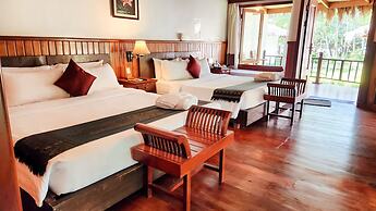 Nataya Roundhouse Coral Bay Resort and Spa