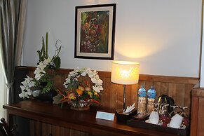 Nataya Roundhouse Coral Bay Resort and Spa