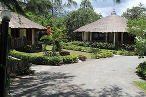 Nataya Roundhouse Coral Bay Resort and Spa