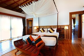 Nataya Roundhouse Coral Bay Resort and Spa