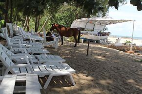 Nataya Roundhouse Coral Bay Resort and Spa