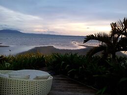 Nataya Roundhouse Coral Bay Resort and Spa