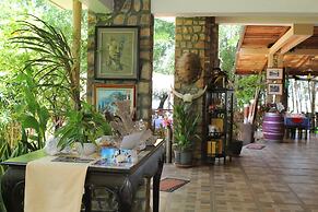 Nataya Roundhouse Coral Bay Resort and Spa