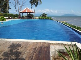 Nataya Roundhouse Coral Bay Resort and Spa