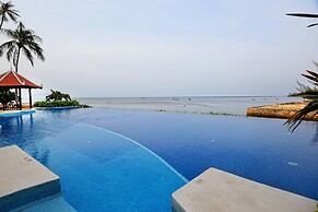 Nataya Roundhouse Coral Bay Resort and Spa