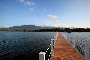 Nataya Roundhouse Coral Bay Resort and Spa