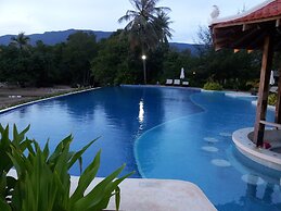 Nataya Roundhouse Coral Bay Resort and Spa