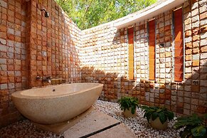 Nataya Roundhouse Coral Bay Resort and Spa