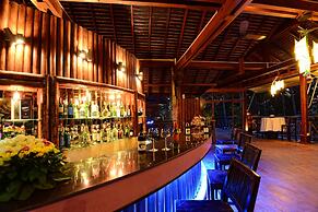 Nataya Roundhouse Coral Bay Resort and Spa