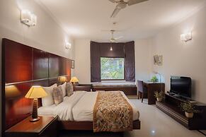 Ahuja Residency, Dlf Phase II