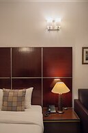 Ahuja Residency, Dlf Phase II