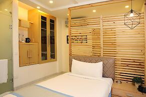 Ahuja Residency, Dlf Phase II