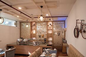 Ahuja Residency, Dlf Phase II