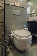 Ahuja Residency, Dlf Phase II