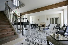 Le Clos Saint-Martin Hôtel & Spa