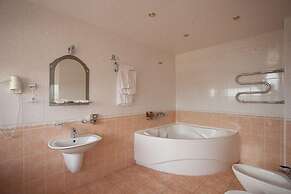 Amaks Hotel Azov