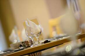 Four Saints Brig Y Don Hotel