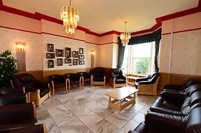 Four Saints Brig Y Don Hotel