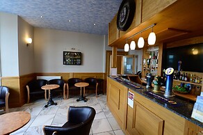 Four Saints Brig Y Don Hotel